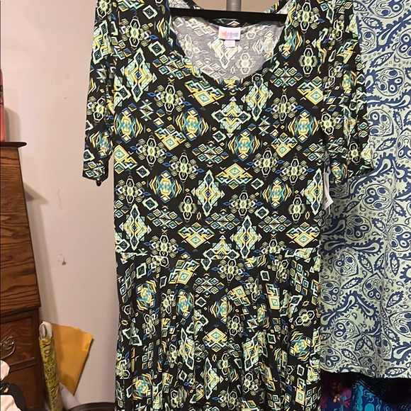 LuLaRoe Nicole NWT 2 XL multicolored knee-length dress - Picture 1 of 3